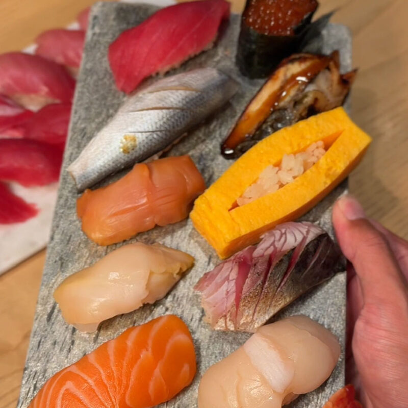 博多オスシマチ 寿司1貫99円