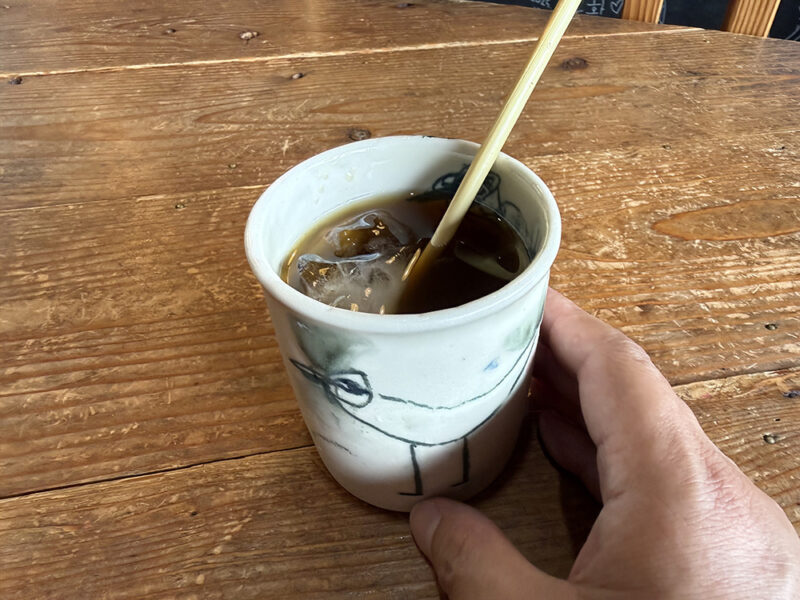 薪の宿から アイスコーヒー