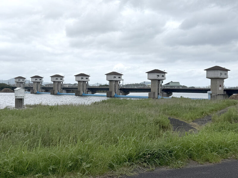 松浦大堰周辺は釣り禁止