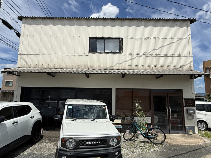 cafe PEACE倉庫 外観