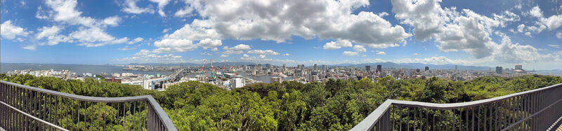 西公園に360度のパノラマを楽しめる、高さ14メートルの展望施設
