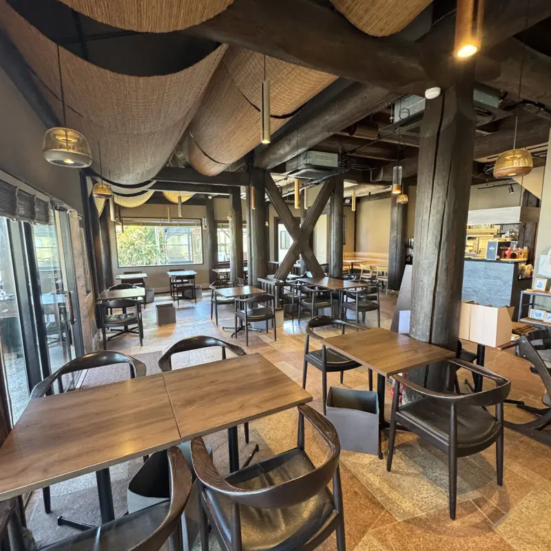 糸島茶房 店内