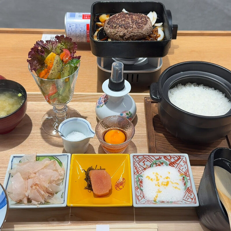 赤坂明徳 ハンバーグ