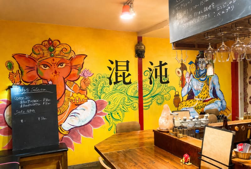 チャクラ_店舗内の様子