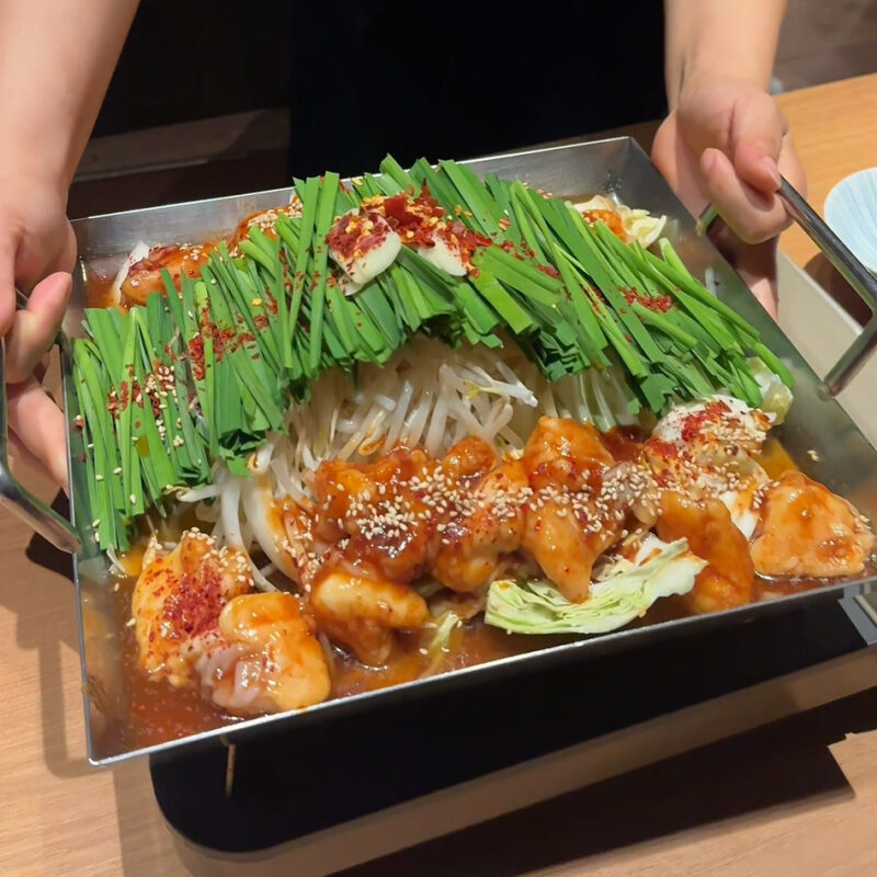 博多空とぶ豚 焼きもつ