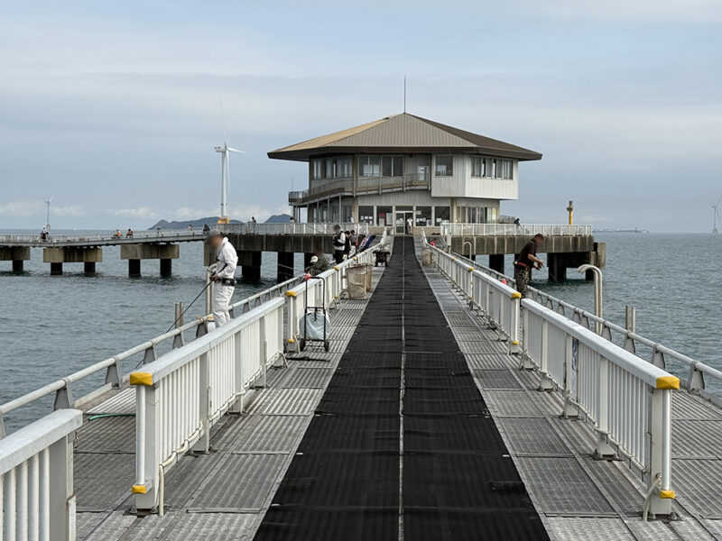 脇田海釣り桟橋の釣り場