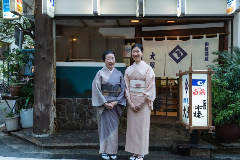 「のれん」と再婚し店を守り続けた女将と、それを未来へつなぐ娘