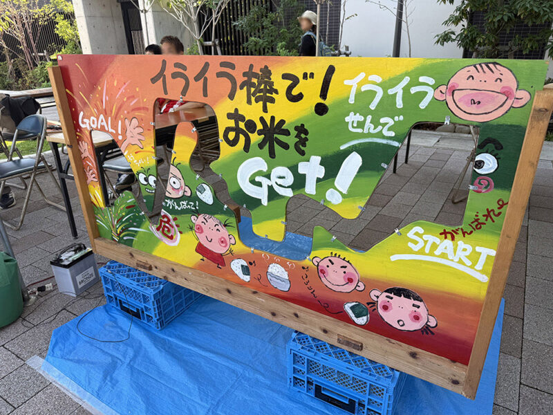モダンな駅舎が迎える「新大村駅」