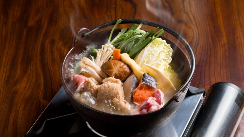 鶏ガラにあらの骨。50年以上続くちゃんこに加わった新しい味