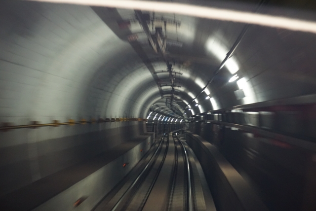 地下鉄_イメージ画像