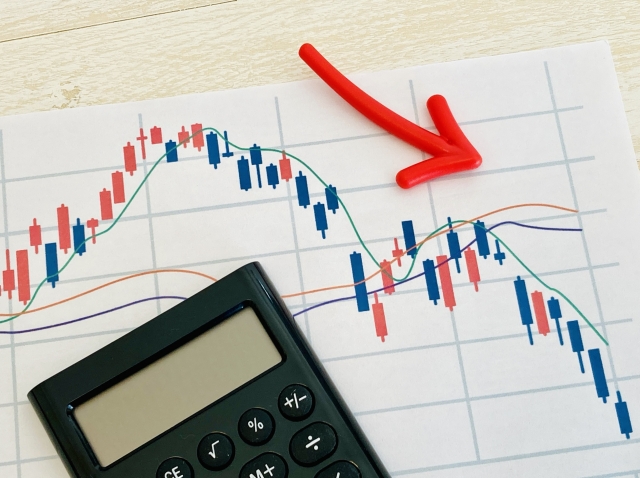 下がっていく相場_イメージ画像