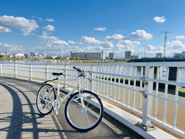 自転車_イメージ画像