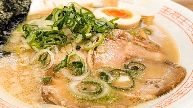 豚骨ラーメン